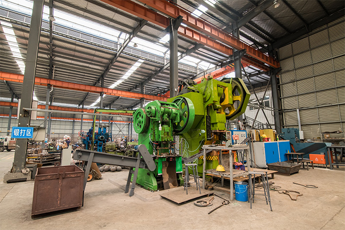 讷河网架配件-锥头加工车间